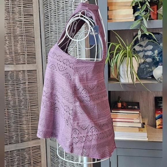 NWT American Eagle Purple sleeveless crochet top - Picture 2 of 6